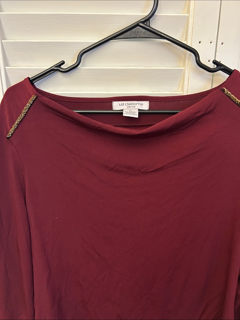 Liz Claiborne Petite Maroon Boatneck Top with Gold Shoulder Chain